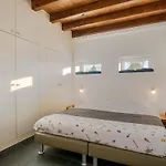 Вилла Hoeve T' Korenhof - *