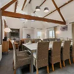 Вилла Hoeve T' Korenhof -