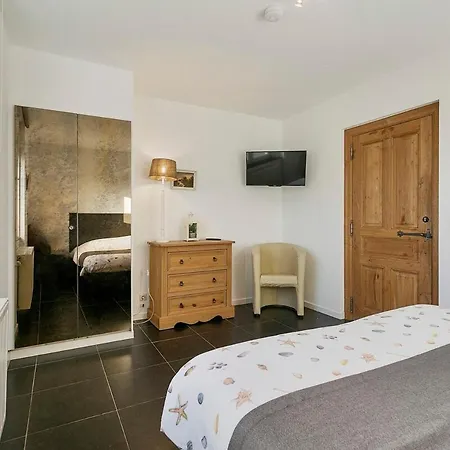 Villa Hoeve T' Korenhof - *